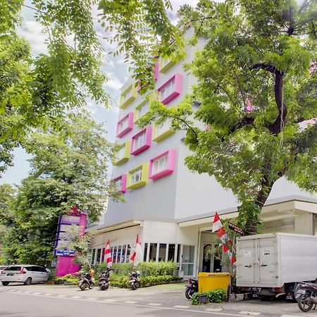 Hotel O Gambir Near Juanda Station Formerly Bunga Dahlia Jakarta Buitenkant foto