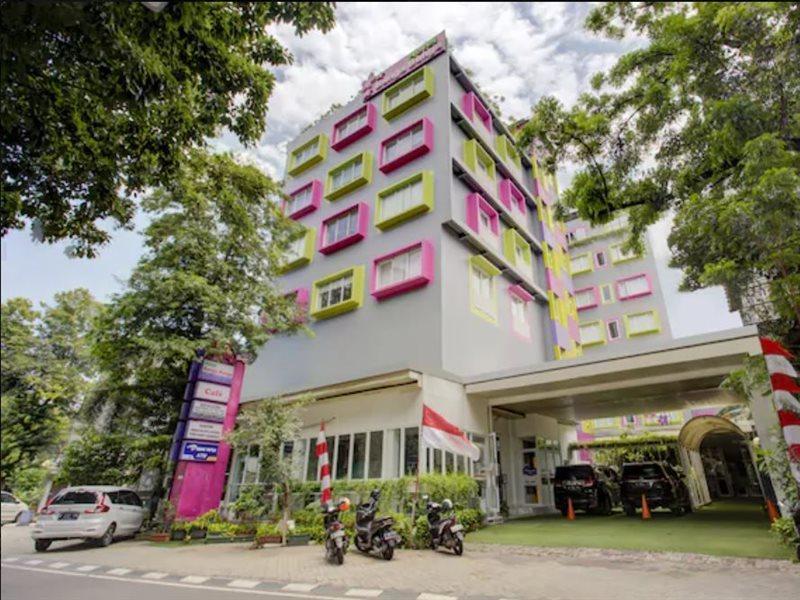 Hotel O Gambir Near Juanda Station Formerly Bunga Dahlia Jakarta Buitenkant foto